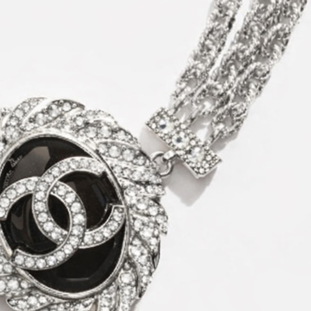 🖤Statement Chanel Black Resin CC Crystal Earrings✨ - Picture 10 of 13